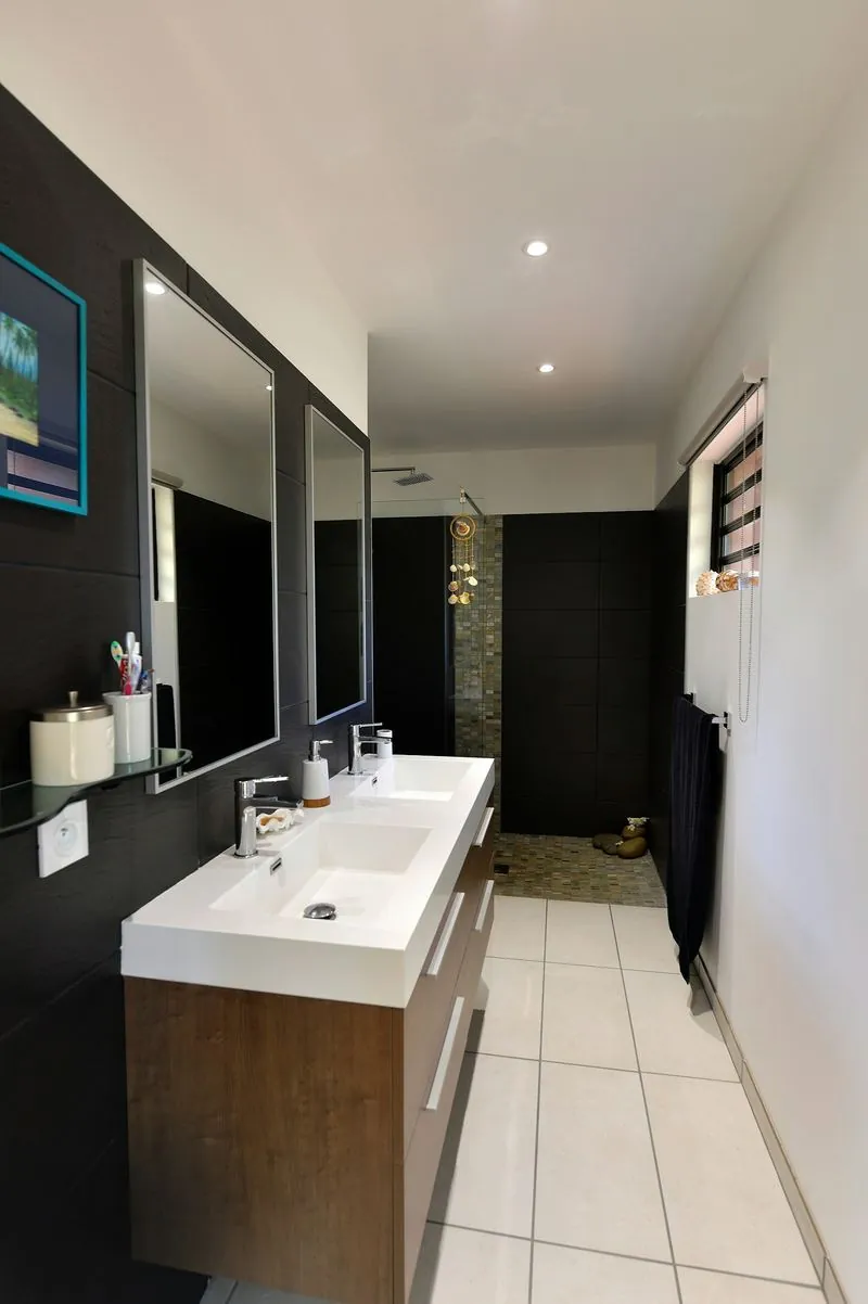 Bathroom layout renovation